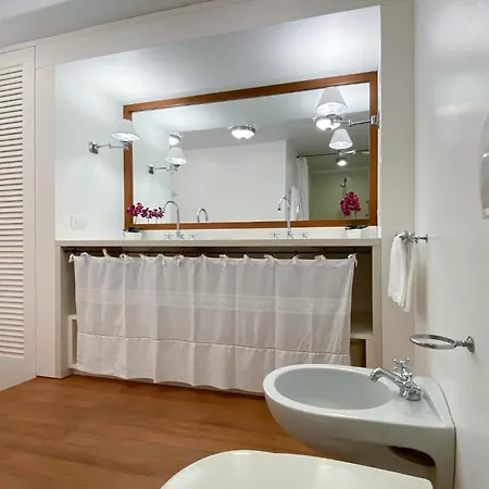 Lejlighed Design Overlooking The Bay Porto Rotondo