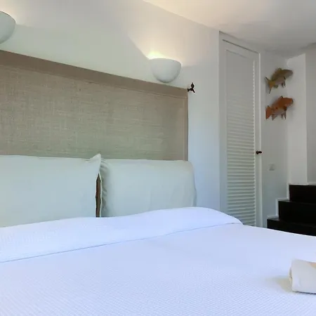 Design Overlooking The Bay * 포르투로톤도