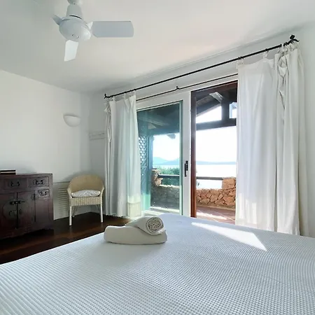 Design Overlooking The Bay *