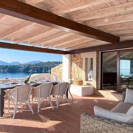 Design Overlooking The Bay * بورتو روتوندو