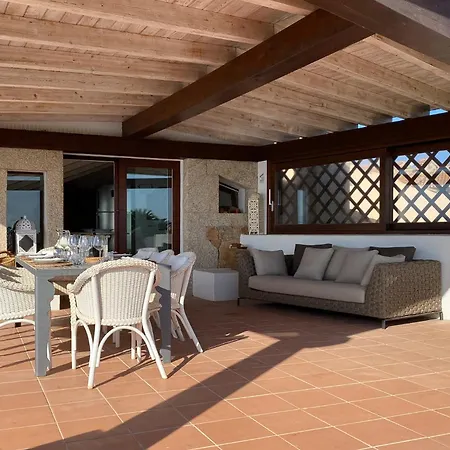 아파트 Design Overlooking The Bay *